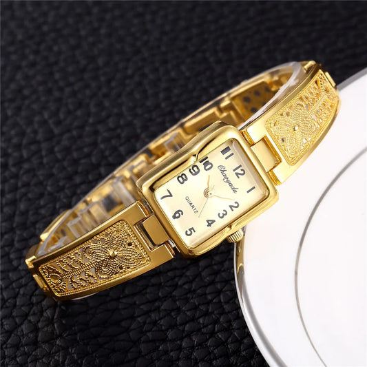 Montre Femme Quartz TINUORA TMC383 — Boîtier Rectangulaire Acier Inox, Chiffres Arabes, Style Luxe
