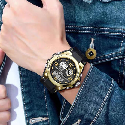 Montre Sport Digitale YIKAZE A69270 — Grand Cadran 56mm, LED, Chronomètre, Alarme, 3 ATM