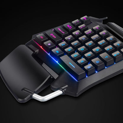 Clavier Gaming Une Main — LED RGB, Ergonomique, 35 Touches, Filaire USB | TechNova X