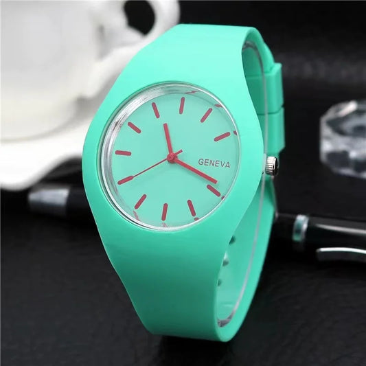 Montre Enfant Quartz UTHAI CQ07 — Bracelet Silicone, Cadran Rond 36mm, 6 Coloris, Garçon & Fille