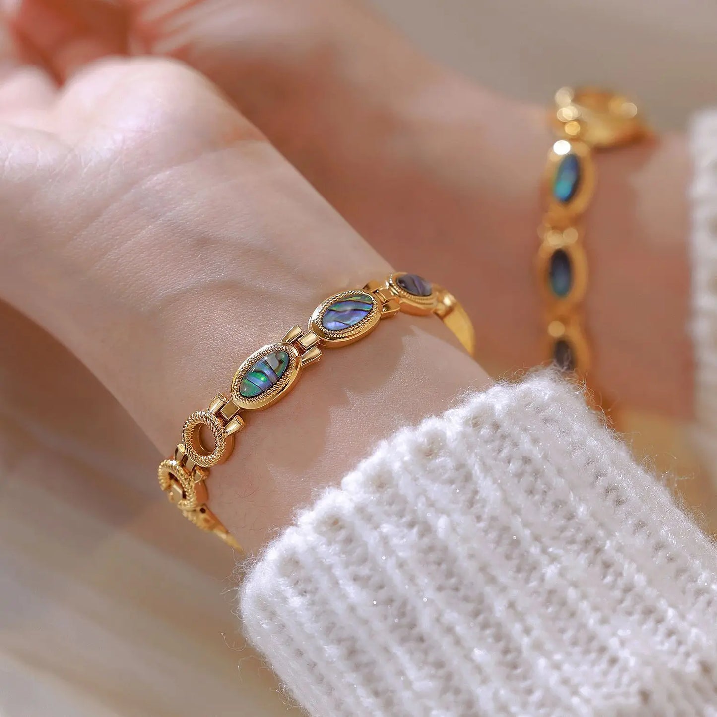 Femmes élégantes Bracelet montres conception Unique mode dames montres pour femme horloge Quartz montres haut de gamme de luxe