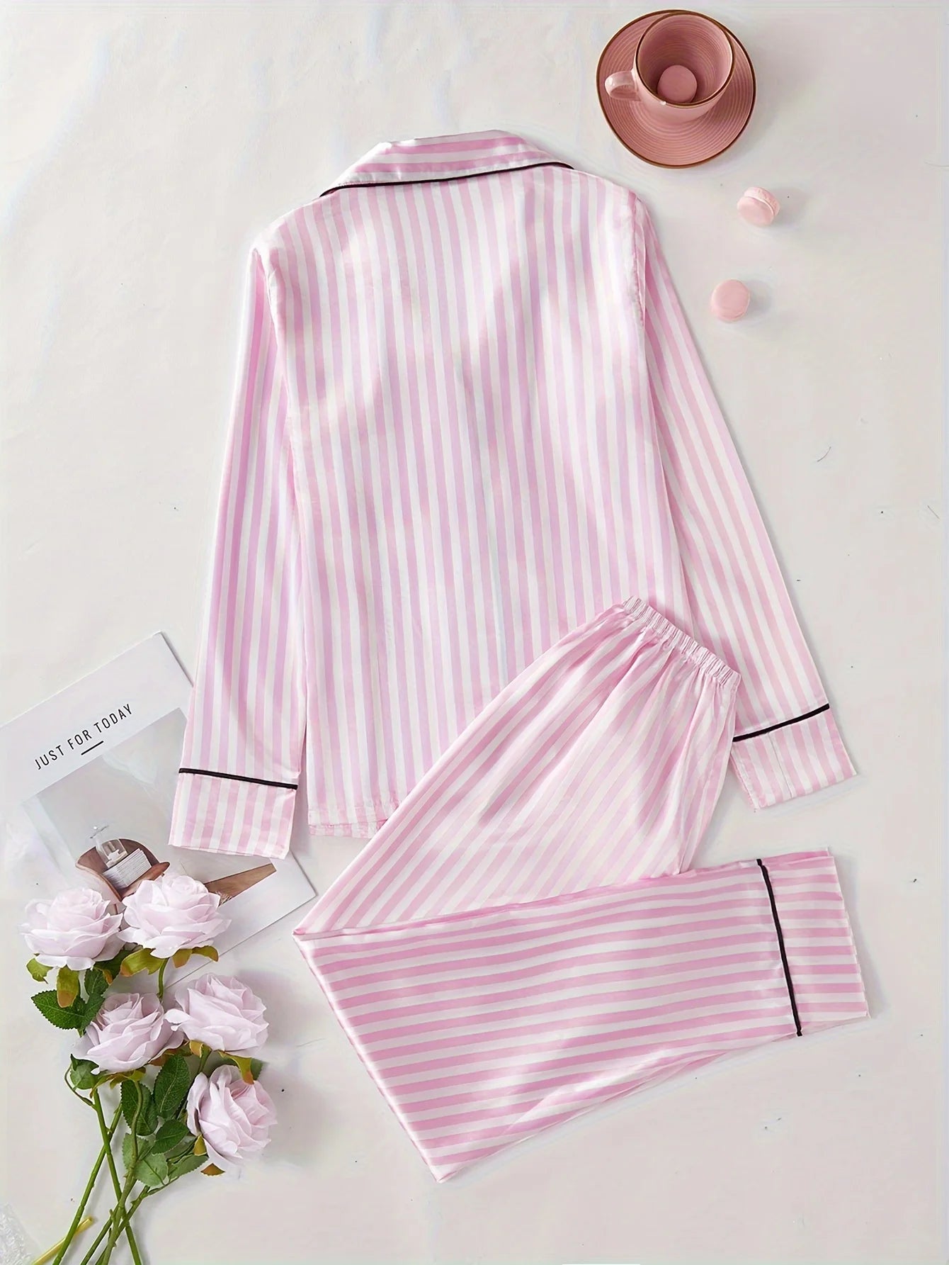 Ensemble Pyjama Satin Rayé Femme — Haut Boutons & Pantalon Long