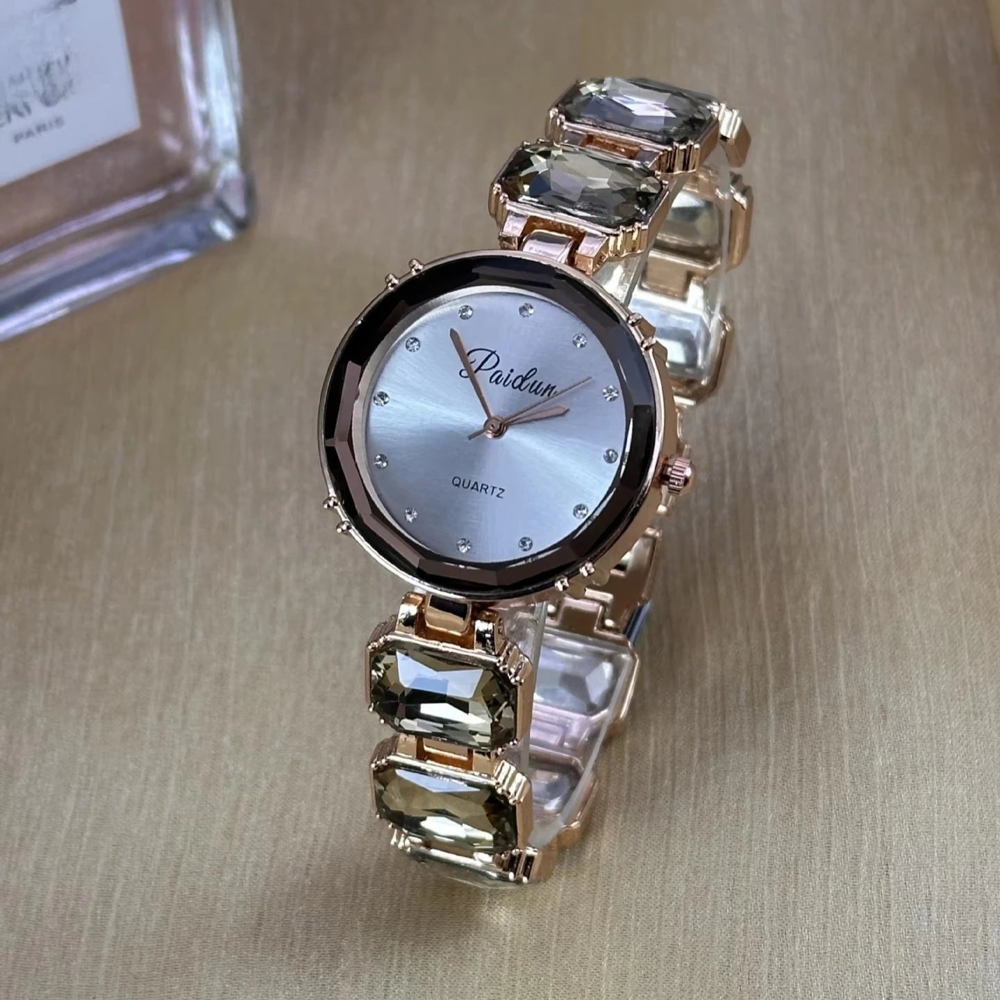 Montre Femme Quartz Diamant zkceenier XGD724 — Bracelet Alliage, Cadran Rond 30mm, 6 Coloris