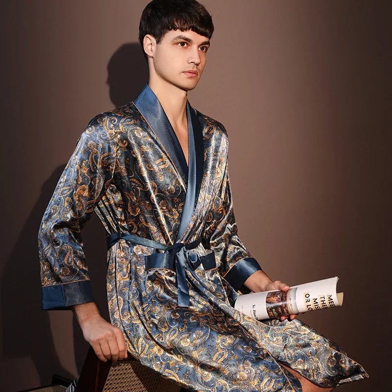 Kimono Peignoir Satin Imprimé Homme — Robe de Chambre avec Poches, Col en V