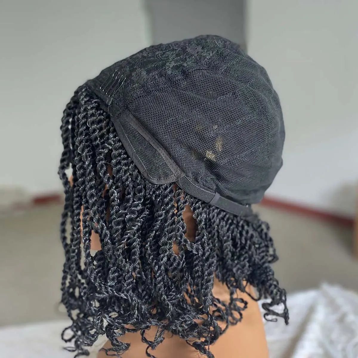 Nouvelle boîte de perruques tressées synthétiques pour femmes noires, perruques africaines tressées au Crochet, résistantes à la chaleur, courtes et crépues