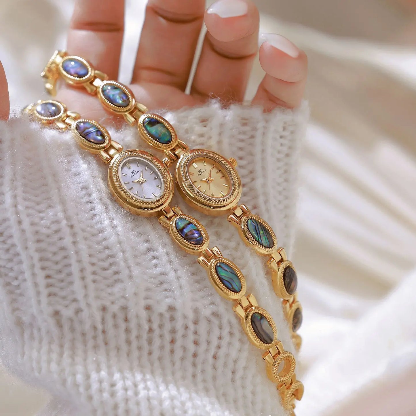 Montre Quartz Femme Bracelet Élégant — Boîtier Ovale 24 mm, Acier Inoxydable, Verre Hardlex, 3 ATM, 16 Coloris | TechNova X